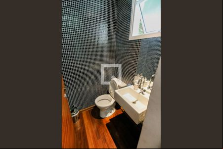 Lavabo de casa de condomínio para alugar com 3 quartos, 106m² em Vila Andrade, São Paulo