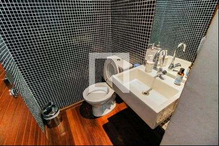 Lavabo de casa de condomínio para alugar com 3 quartos, 106m² em Vila Andrade, São Paulo