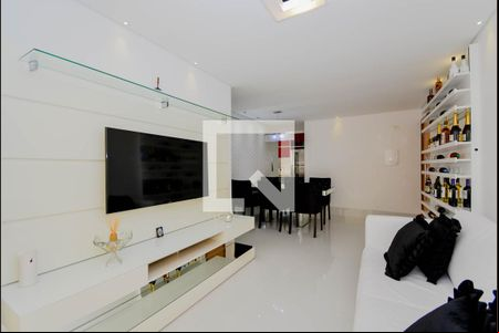 Sala de apartamento para alugar com 3 quartos, 80m² em Picanço, Guarulhos
