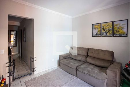 Sala de TV de casa à venda com 3 quartos, 120m² em Conceição, Diadema