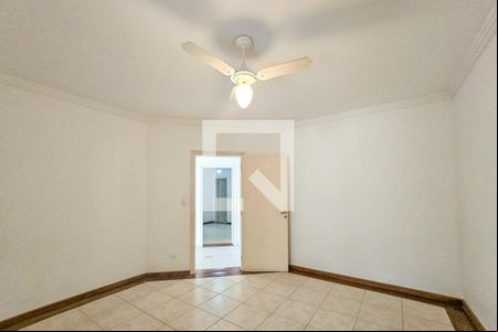 Espaço entre os Quartos de casa de condomínio para alugar com 6 quartos, 420m² em Balneário Praia do Pernambuco, Guarujá