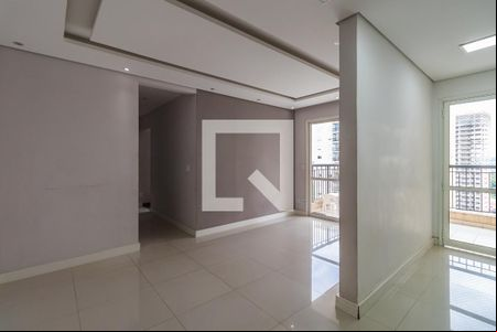 Sala de apartamento à venda com 2 quartos, 76m² em Jardim Tupanci, Barueri