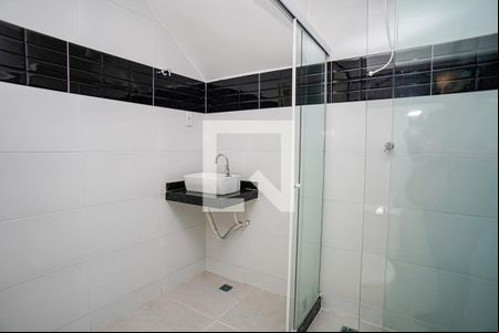 Banheiro de casa para alugar com 4 quartos, 140m² em Maravista, Niterói