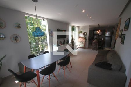 Sala de casa para alugar com 3 quartos, 250m² em Itaipu, Niterói