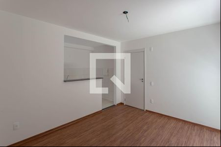 Sala de apartamento para alugar com 3 quartos, 70m² em Jardim Vitoria, Belo Horizonte