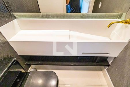 Lavabo de apartamento para alugar com 3 quartos, 171m² em Jardim Arpoador, São Paulo