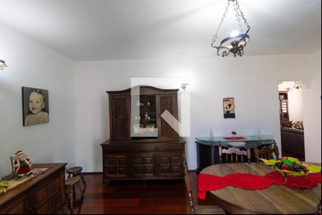 Sala 01 de casa para alugar com 4 quartos, 225m² em Chácara da Barra, Campinas