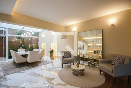 Sala de casa de condomínio à venda com 4 quartos, 372m² em Real Parque, São Paulo