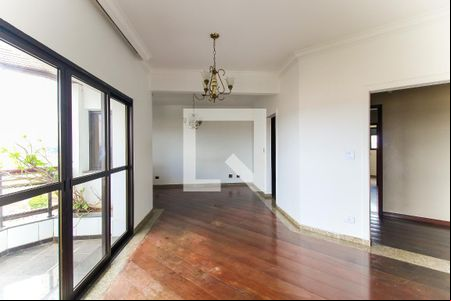 Sala de apartamento para alugar com 3 quartos, 134m² em Vila Jacuí, São Paulo