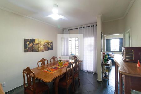 Sala da Casa 01 de casa para alugar com 4 quartos, 200m² em Ponte Preta, Campinas