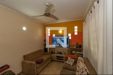 Sala de TV de casa para alugar com 3 quartos, 170m² em Vila Industrial, Campinas