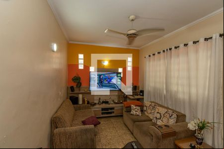 Sala de TV de casa para alugar com 3 quartos, 170m² em Vila Industrial, Campinas