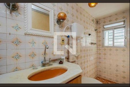 Casa à venda com 3 quartos, 205m² em Moinhos de Vento, Porto Alegre