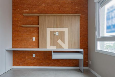 Sala/Quarto de kitnet/studio à venda com 1 quarto, 27m² em Partenon, Porto Alegre