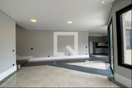 Sala de casa de condomínio à venda com 4 quartos, 200m² em Parque Sinai, Santana de Parnaíba