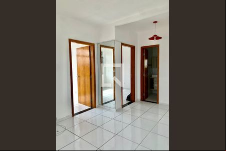 Sala de apartamento à venda com 2 quartos, 60m² em Del Castilho, Rio de Janeiro