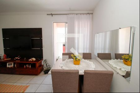 Sala de apartamento para alugar com 2 quartos, 57m² em Pompéia, Belo Horizonte