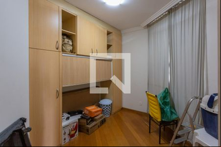 Quarto 1 de apartamento para alugar com 3 quartos, 150m² em Santa Tereza, Belo Horizonte