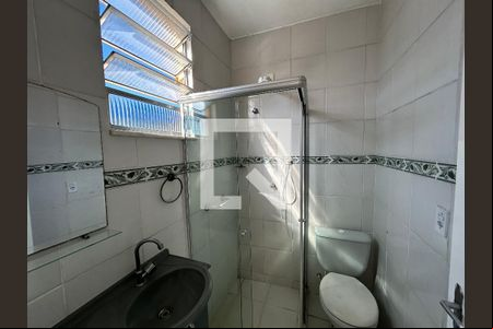 Banheiro da Suíte de apartamento para alugar com 3 quartos, 79m² em Penha Circular, Rio de Janeiro