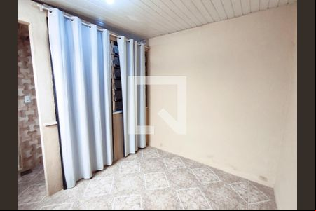 Sala de casa para alugar com 1 quarto, 50m² em Quintino Bocaiúva, Rio de Janeiro