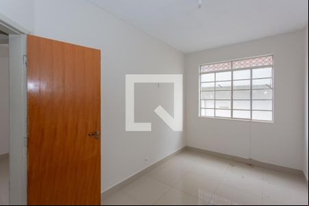 Quarto 1 de apartamento para alugar com 2 quartos, 80m² em Santa Cruz, Belo Horizonte