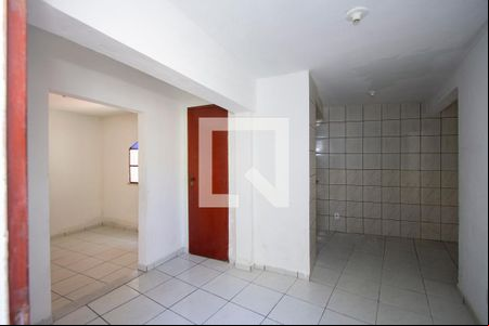 Sala de casa para alugar com 2 quartos, 58m² em Alcantara, São Gonçalo
