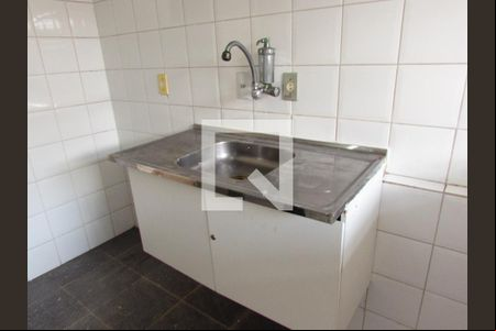 Cozinha de apartamento à venda com 2 quartos, 50m² em Cidade Intercap, Taboão da Serra