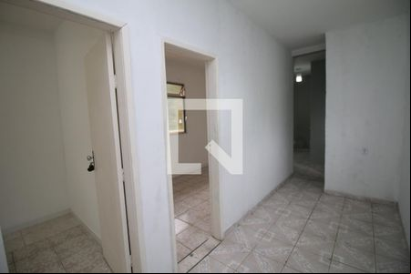 Sala de estar de casa para alugar com 2 quartos, 60m² em Brás de Pina, Rio de Janeiro