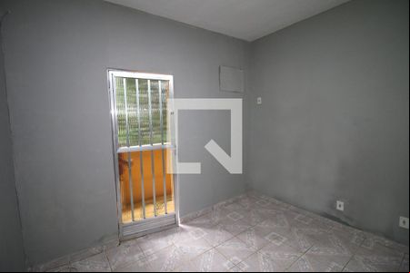 Sala de casa para alugar com 2 quartos, 60m² em Brás de Pina, Rio de Janeiro