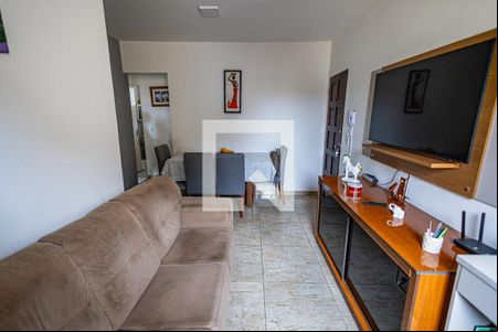 Sala de casa de condomínio à venda com 3 quartos, 60m² em São João Batista (venda Nova), Belo Horizonte