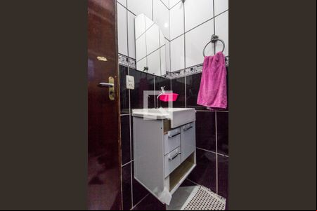 Banheiro de casa à venda com 4 quartos, 170m² em Vila Nova, Barueri