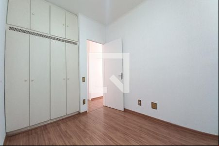 Quarto 2  de apartamento para alugar com 3 quartos, 70m² em Jardim dos Oliveiras, Campinas