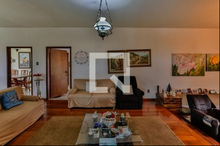 Sala de casa de condomínio para alugar com 4 quartos, 555m² em Pau Pombo, Nova Lima