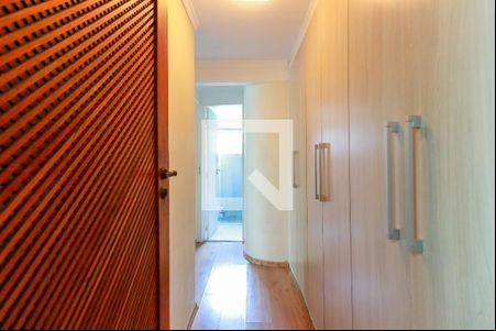 Corredor Quartos de apartamento à venda com 3 quartos, 76m² em Tremembé, São Paulo