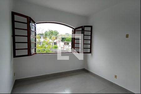 quarto 1 de casa para alugar com 4 quartos, 388m² em Tanque, Rio de Janeiro