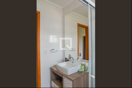 Banheiro de apartamento à venda com 1 quarto, 50m² em Vila Camargo, São Bernardo do Campo