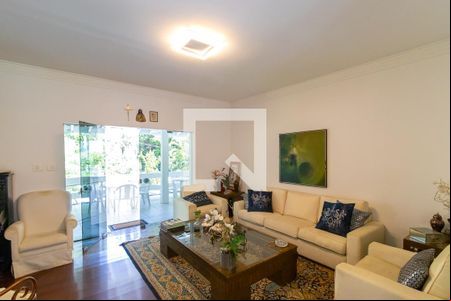 Sala de casa de condomínio à venda com 4 quartos, 1080m² em Bairro das Palmeiras, Campinas