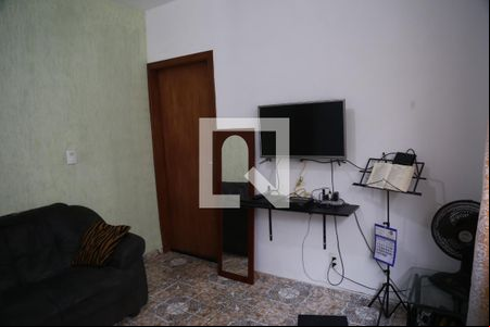 Sala de casa à venda com 4 quartos, 125m² em Jardim Peri, São Paulo