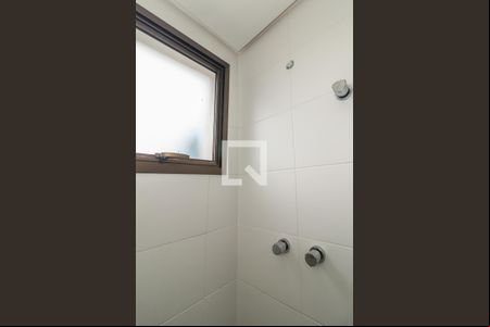 Banheiro da Suíte de apartamento para alugar com 2 quartos, 73m² em Santa Maria Goretti, Porto Alegre