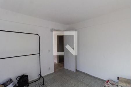 Quarto 2 de apartamento para alugar com 2 quartos, 45m² em Itaquera, São Paulo