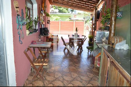 Varanda da Sala de casa à venda com 3 quartos, 300m² em Centro, Contagem
