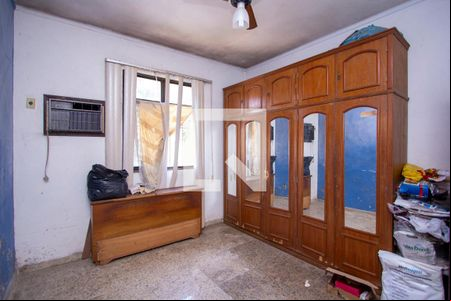 Suíte de casa para alugar com 3 quartos, 396m² em Fátima, Niterói