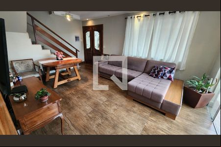 Sala de casa para alugar com 3 quartos, 120m² em Vila Sao Jorge, Santos