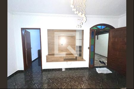 Sala de casa à venda com 4 quartos, 170m² em Arvoredo, Contagem