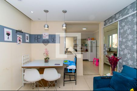Sala de casa de condomínio à venda com 2 quartos, 61m² em Vila Califórnia, São Paulo