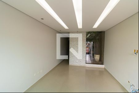 Sala de casa para alugar com 3 quartos, 200m² em Vila Ré, São Paulo