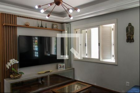 Sala de casa à venda com 3 quartos, 212m² em Mauá, Novo Hamburgo