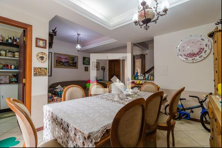 Sala de casa de condomínio para alugar com 3 quartos, 157m² em Tristeza, Porto Alegre