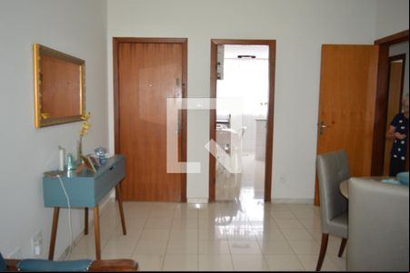Sala de apartamento para alugar com 3 quartos, 80m² em Parque Recreio, Contagem