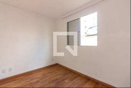 Quarto 1 de apartamento à venda com 2 quartos, 42m² em São Pedro, Osasco